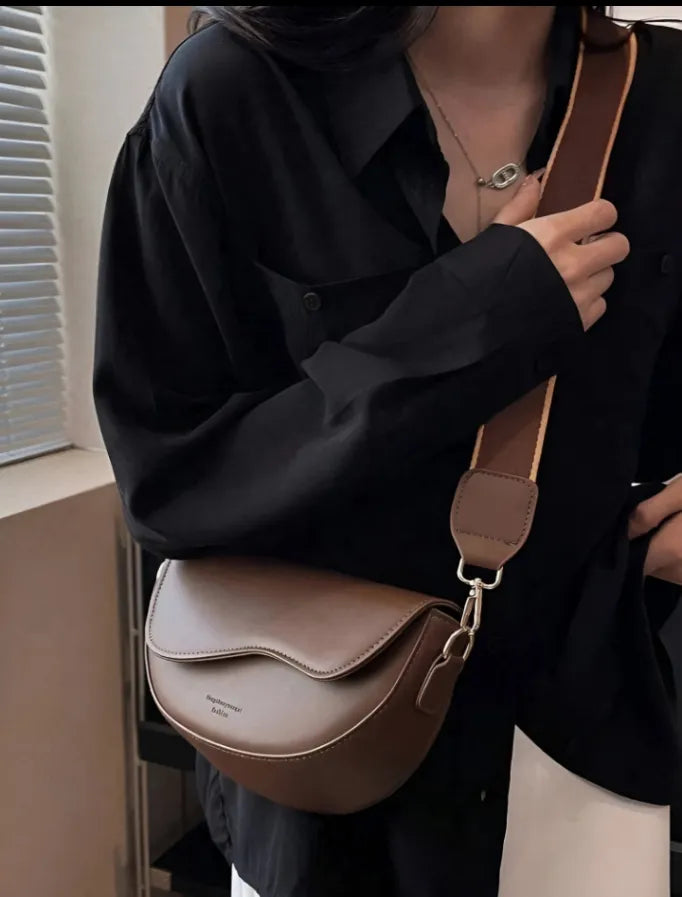 2023 New Solid Color PU Leather Women's Crossbody Bag With Stylish Red Wide Shoulder Strap Shoulder